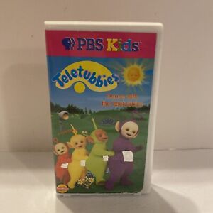 Tested TELETUBBIES - DANCE WITH THE TELETUBBIES VHS PBS KIDS Clamshell 1998