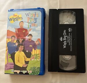 The Wiggles-Wiggly Play Time-used 2001 VHS Tape/blue plastic case-Tested
