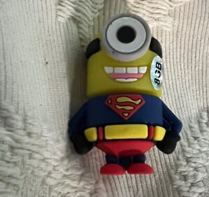 Minion Despicable Me Superman 8 GB USB Flash Drive