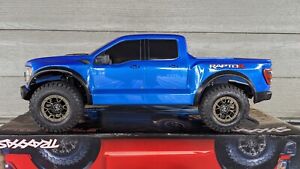 RC Car: Traxxas Ford F-150 Raptor 1/10 4X4 short course truck (gently used)