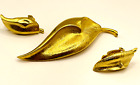 Lovely Coro Leaf Pin And Clip On Earrings Set Gold Tone