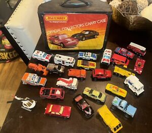 Matchbox Official Collectors Carry Case +  25 Vintage 1980s Die Cast Cars Lot