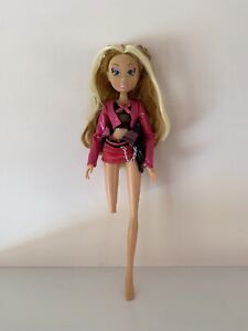 Winx Club 2012 Flora Rock Concert Collection Doll Witty Toys W/ Live Concert Cd