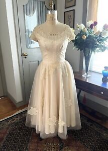 Vintage 1950s Priscilla Of Boston Tea Length Blush Pink Wedding Dress