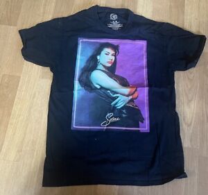 New ListingSelena Quintanilla T-shirt Size Medium Mens Selena Official Merchandise