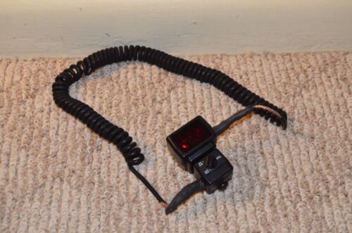 NIKON SC-29 Off Camera TTL, Remote, Flaking Cable, AF Assist, Coiled Sync Cord