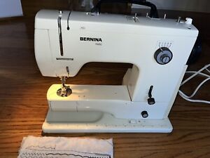 Refurbished Very Nice  Bernina 810 Sewing Machine. Extremely Clean. GY