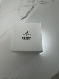 Swatch x Omega Snoopy Mission To Moonphase Moonswatch GUARANTEED White