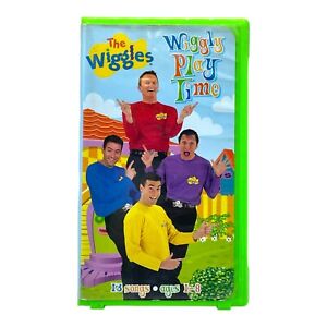 VHS Tape The Wiggles Wiggly Play Time  Kids Songs Green Hard Case 13 Songs
