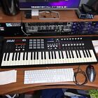 Akai MPK61 MIDI Keyboard Controller Semi-Weighted 61 Keys - Black