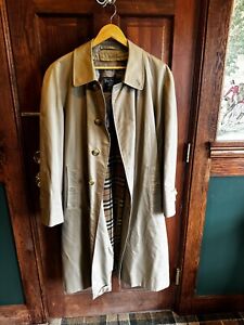 Burberry Mens Tan Trench Coat Nova Checked Removable Wool Liner 40 Reg MINT