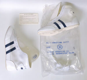 ~NEW~ Vintage Matman Milon Wrestling Shoes Size 10 (1980’s?) White Blue RARE