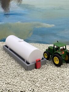 1:64 Scale Diesel Tank With Pump And Concrete Barrier Farm Toys + Construction