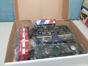 LOT OF 5 MPC LIONEL O SCALE TRAINS FREIGHT CARS DIFFERENT MGFS