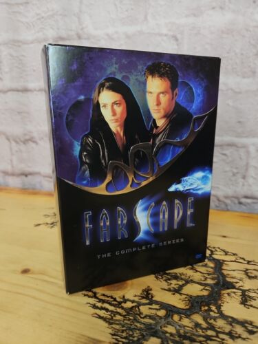 Farscape The Complete Series DVD, 2009, 26-Disc Set Seasons 1-4 & Bonus