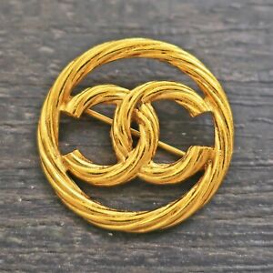 CHANEL Gold Plated CC Logos Round Vintage Pin Brooch #242c Rise-on