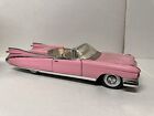 Maisto 1959 Cadillac Eldorado Biarritz Pink 1/18 Diecast (BARNFIND DIORAMA)