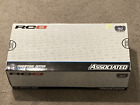 TEAM ASSOCIATED RC8T3.2 Nitro Team Kit, 80943