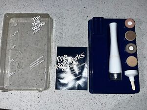 Vtg Nail Works Clairol Wellness Manicure & Pedicure Nail Polisher System Works