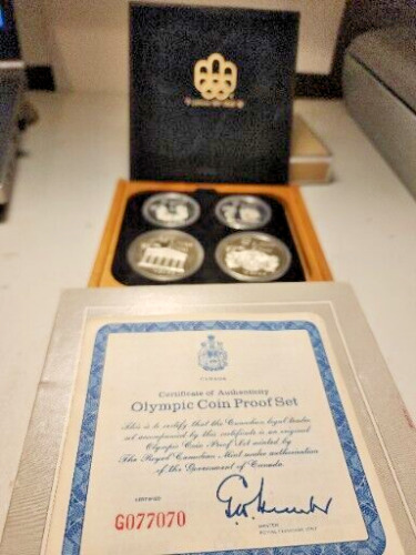 1976 Canada Montreal Olympic 4 Piece Silver Proof Coin Set Case COA JRBX51A