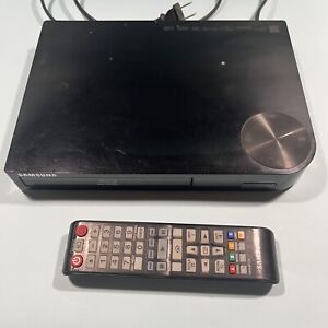 Samsung BD-F5700 Blu-ray Player with remote and Tested
