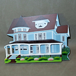New Listing'96 Sheila's Collectables Goodwill Wooden House Shelia's Bramwell WV