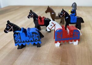 Lego Horses With Dragon Barding Castle Armor 6086 6085 Vintage Red And Black