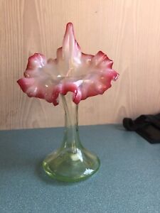 Vintage hand-blown glass jack-in-the-pulpit vase