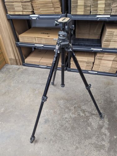 Bogen / Manfrotto 3221 Tripod w/ 3126 Head Made in Italy Free Shipping