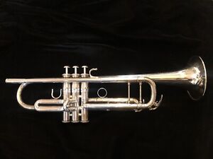 Yamaha YTR6345HS Professional Bb Trumpet w/ Precision Valve Alignment NO RESERVE