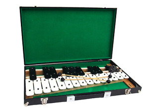 Vintage 25 Key Black & White Wooden Base Metallophone Glockenspiel in Case Japan