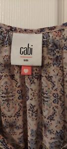 Cabi Sienna Pink Floral Chiffon Blouse Long Sleeve Size Small Sheer V Neck