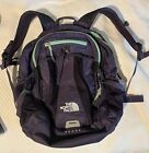 The North Face women's recon backpack black - Dark Eggplant / Greenwich Green
