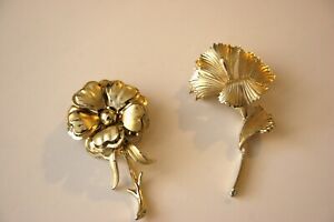 Gold Tone Floral Brooches Lot set of 2