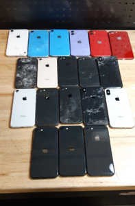 Lot x19 Apple iPhone Smartphones -8,SE,11,12,XR As-Is/Broken/For Parts UNTESTED