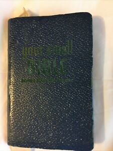 your small Bible 3.25x2 Vintage   a589