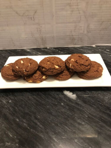 Cookies to Go by Auntie Cher:  1#LB, Inside Out Chocolate Chip Cookies