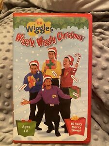 The Wiggles , Pre-Owned VHS ( Wiggly Wiggly Christmas )