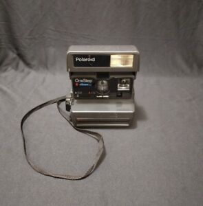 New ListingPolaroid One Step Close Up 600 Instant Film Camera with Strap (Untested)