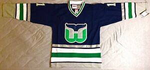 New Listing1996 Hartford Whalers Kevin Dineen Navy Blue Jersey Size Men's Medium