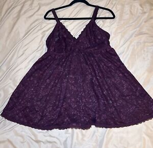 Torrid Women’s  Tank Top Size 1 Burgundy Camisole Babydoll Great Condition