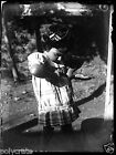 Little Girl With Gun IN Stopper - Negative Photo Glass Photo - An. 1910 20