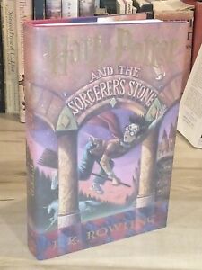 Harry Potter and the Sorcerer's Stone (Hardcover) 1st American Edition Oct. 1998