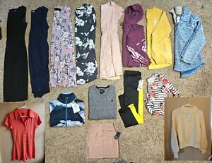 15 Piece Lot of Womens Juniors Clothing Size Small Bundle Reseller Wholesale