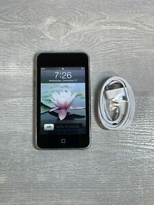 Apple iPod Touch 2nd Generation 8GB - Black