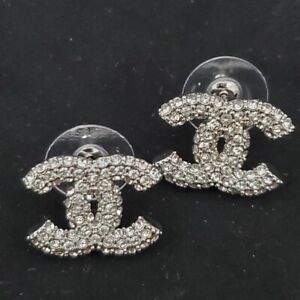100% Authentic  GORGEOUS CHANEL CRYSTAL CC EARRINGS