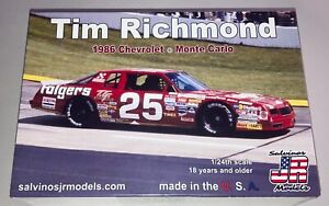 Tim Richmond 1986 Chevrolet Monte Carlo Stock Car 1:24 scale model car kit