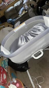 Graco DreamMore Bedside Bassinet Deluxe with Calming Motion, Skyler Bedside Bass