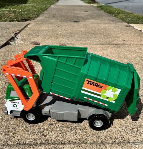 Tonka Truck Mighty Garbage Truck Trash Truck Green Recycling Truck Compactor 19”
