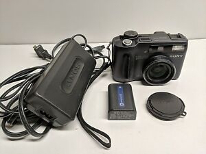 Sony Cyber-shot DSC-S85 4.0MP Digital Camera + OEM Battery & Charger - Tested